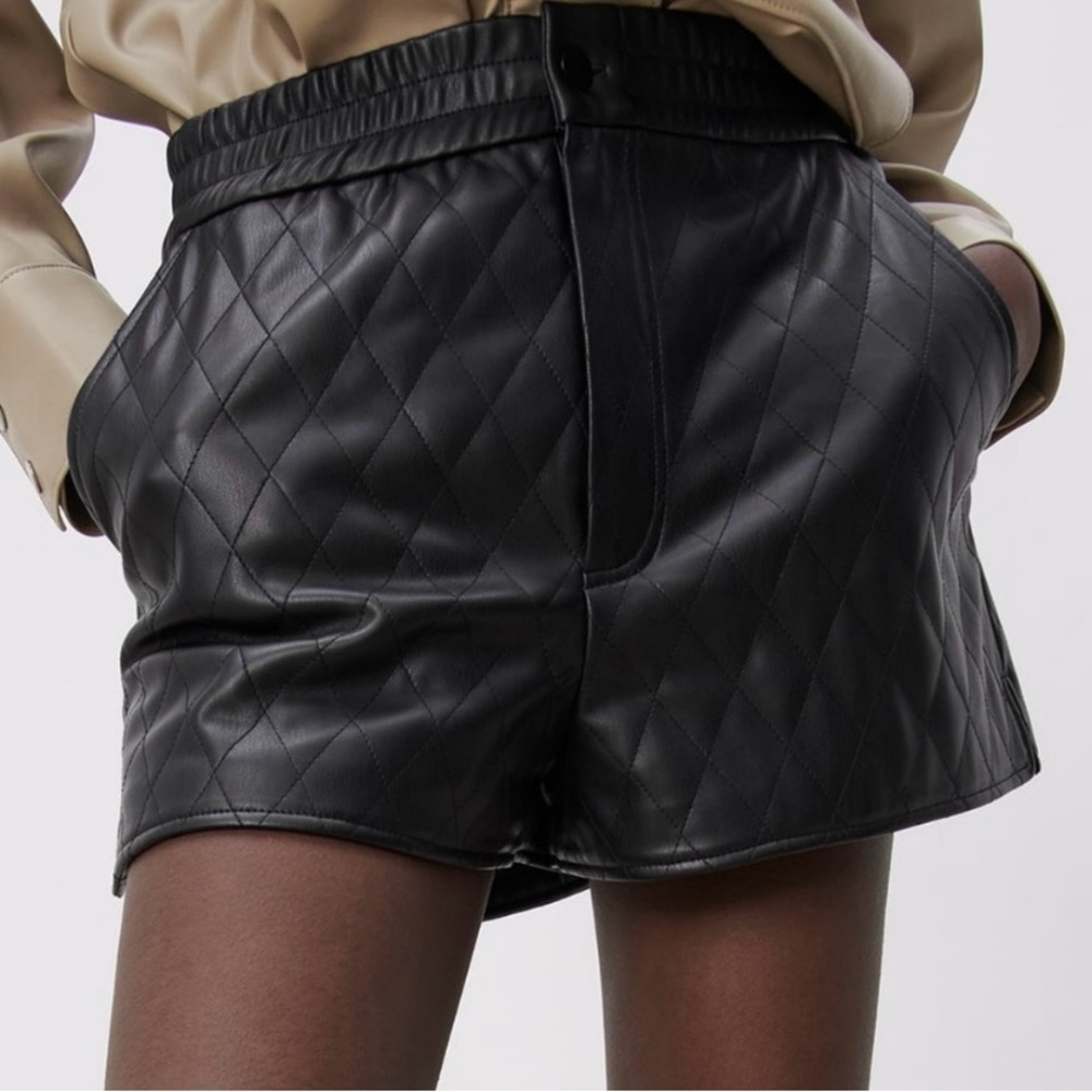 Zara Quilted Black Faux Leather Shorts, Size M, Pockets, Fully Lined